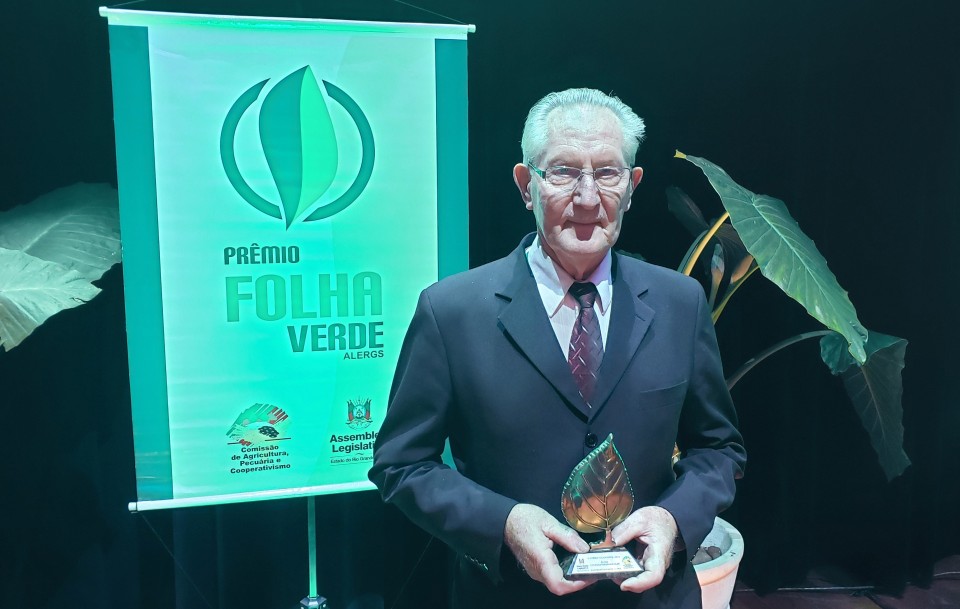 Santa Clara recebe o Prêmio Folha Verde da Assembleia Legislativa | Blog Santa Clara