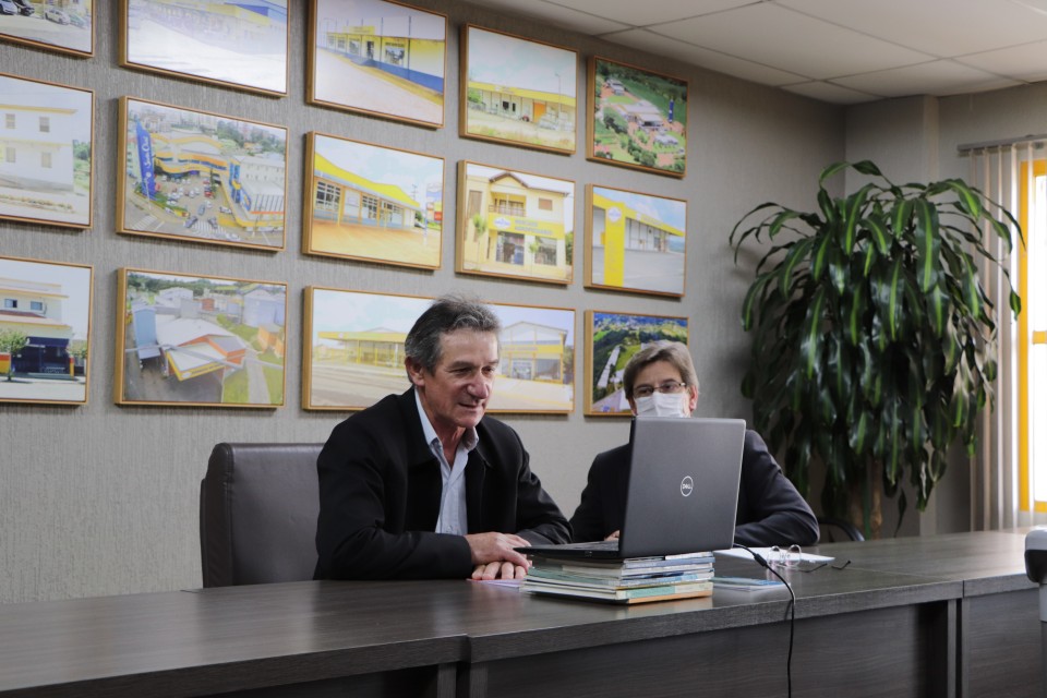 Santa Clara reúne associadas e dependentes no 14º Encontro de Mulheres com Atividade no Leite | Blog Santa Clara