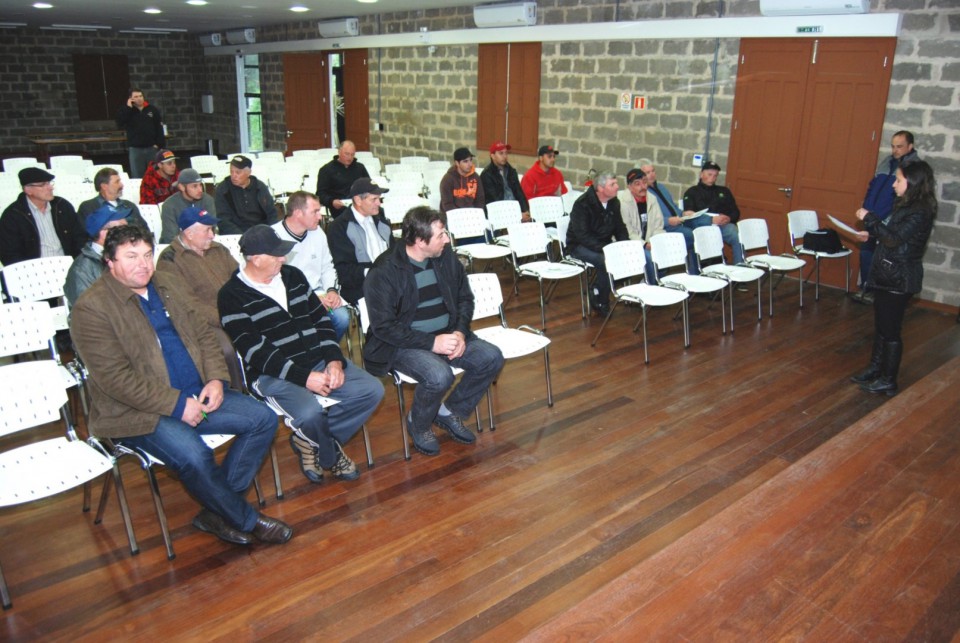 Produtores da Santa Clara iniciam capacitação do PAS Leite | Blog Santa Clara