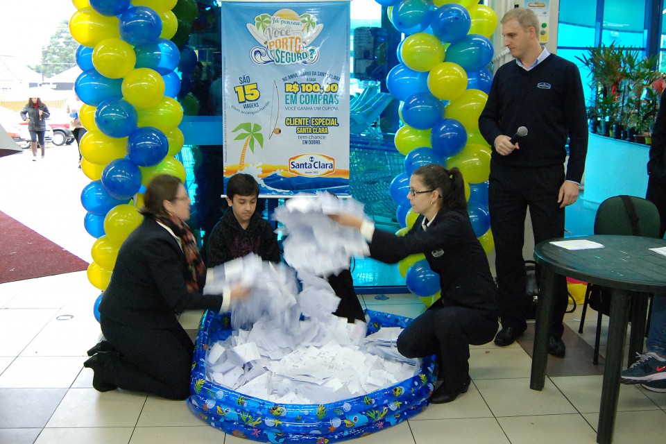 Santa Clara premia 15 clientes com viagens para Porto Seguro | Blog Santa Clara