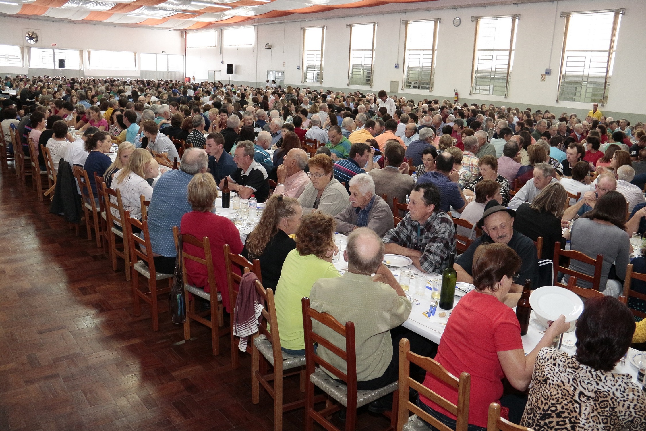 105 anos da Santa Clara são comemorados com presença do governador 
