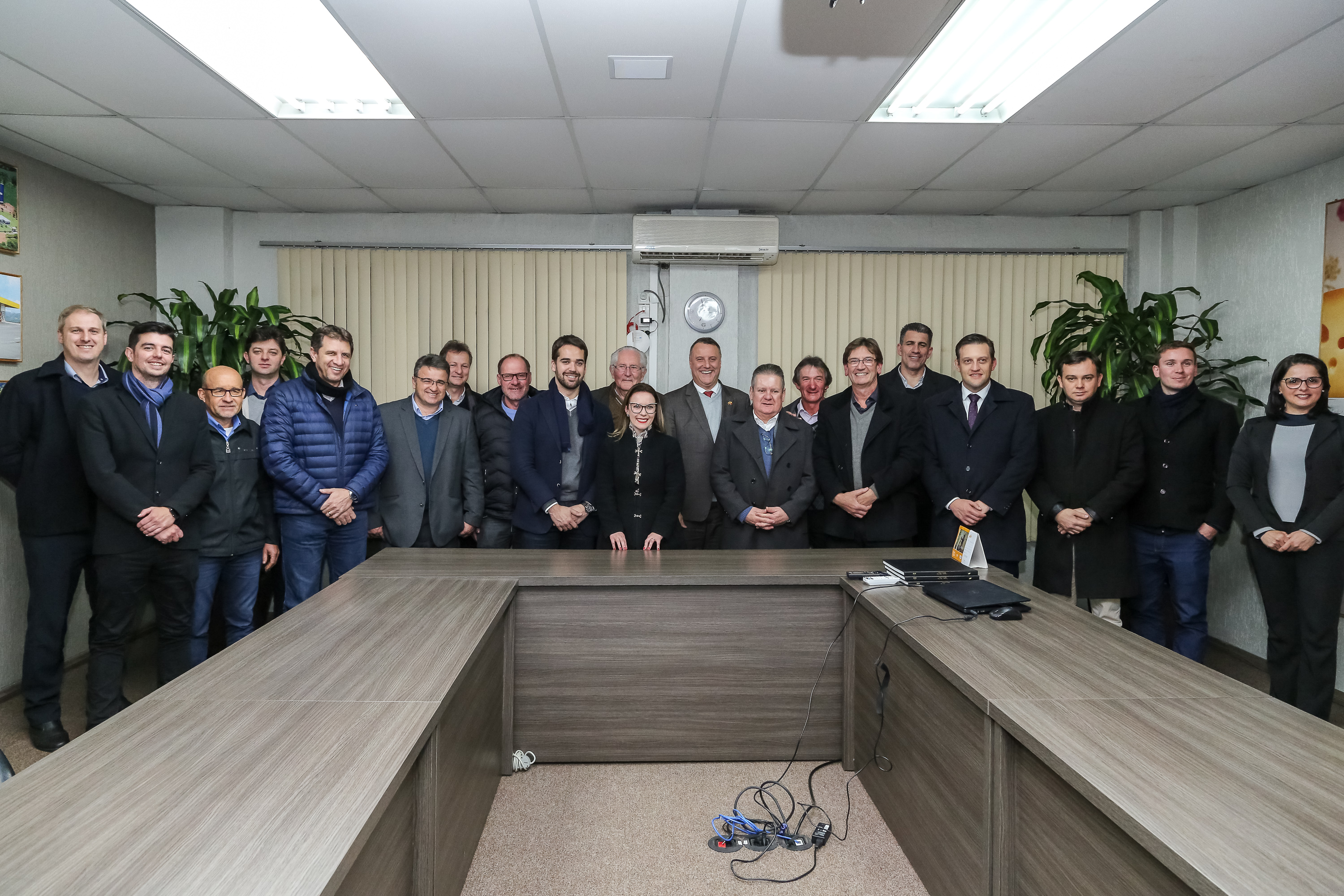 Governador Eduardo Leite visita a Cooperativa Santa Clara