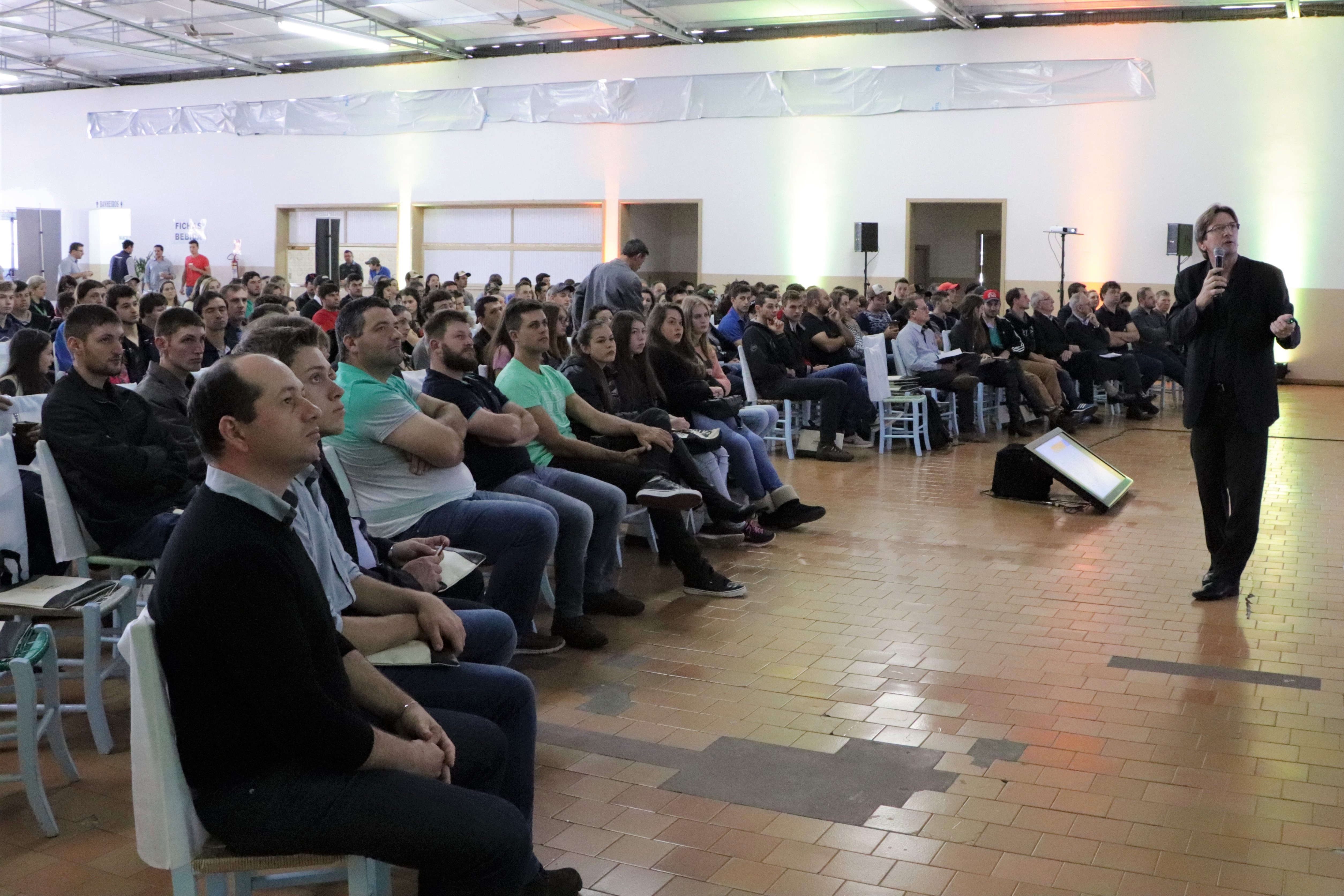 Cooperativa Santa Clara promove 5º Encontro de Jovens 