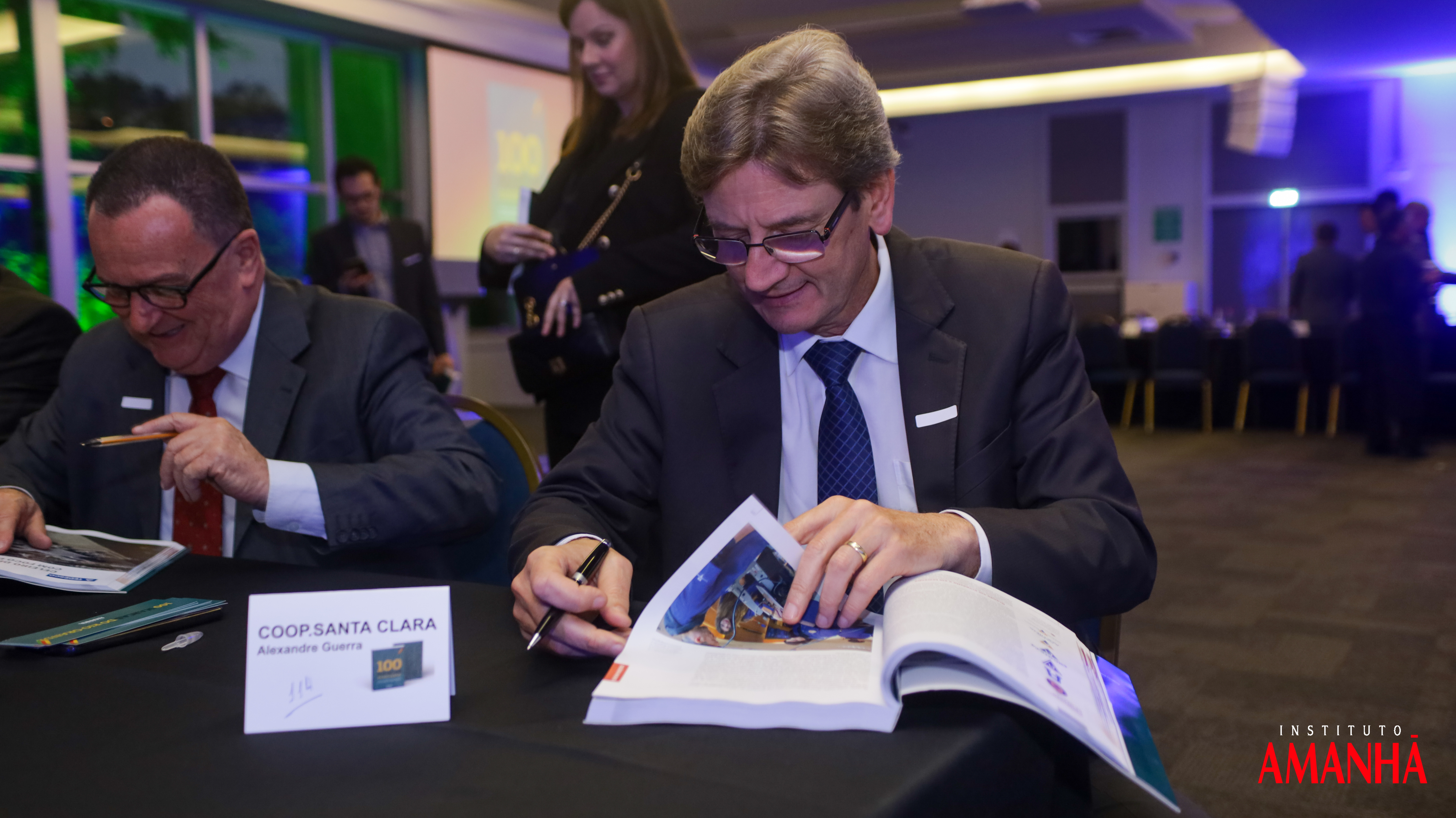 História da Cooperativa Santa Clara é retratada em livro sobre grandes marcas gaúchas 