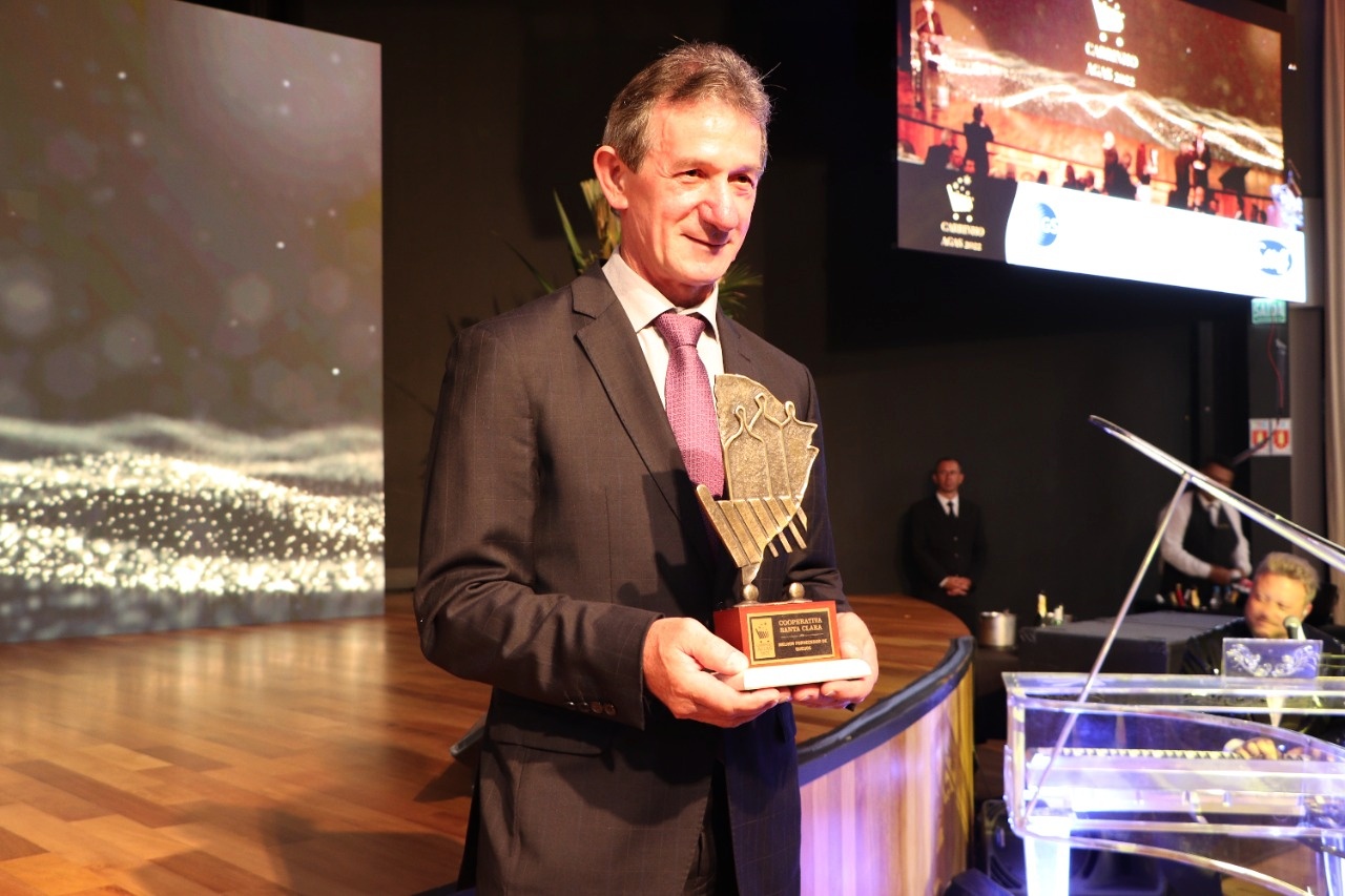 Santa Clara é eleita a Melhor Fornecedora de Queijos 2022  