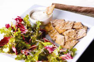 Salada Verde ao Temper Cheese