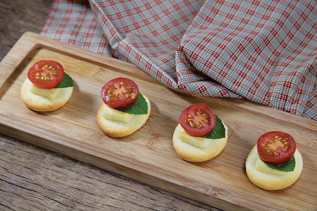 Minipizza fit de couve-flor com queijo minas frescal light