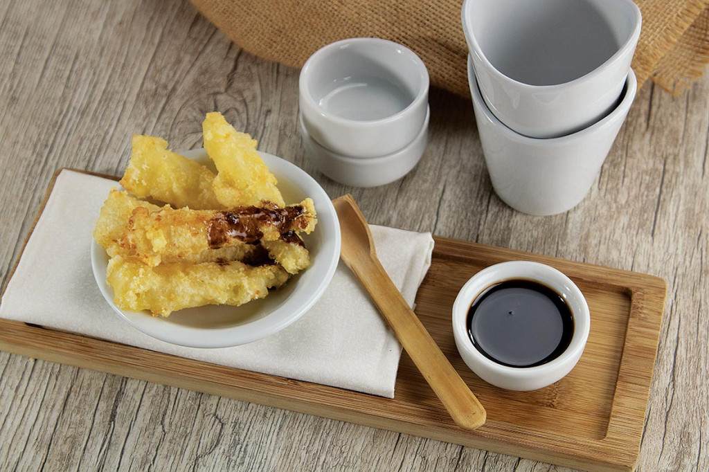 Parmesão em pastela com redução de balsâmico e baunilha 