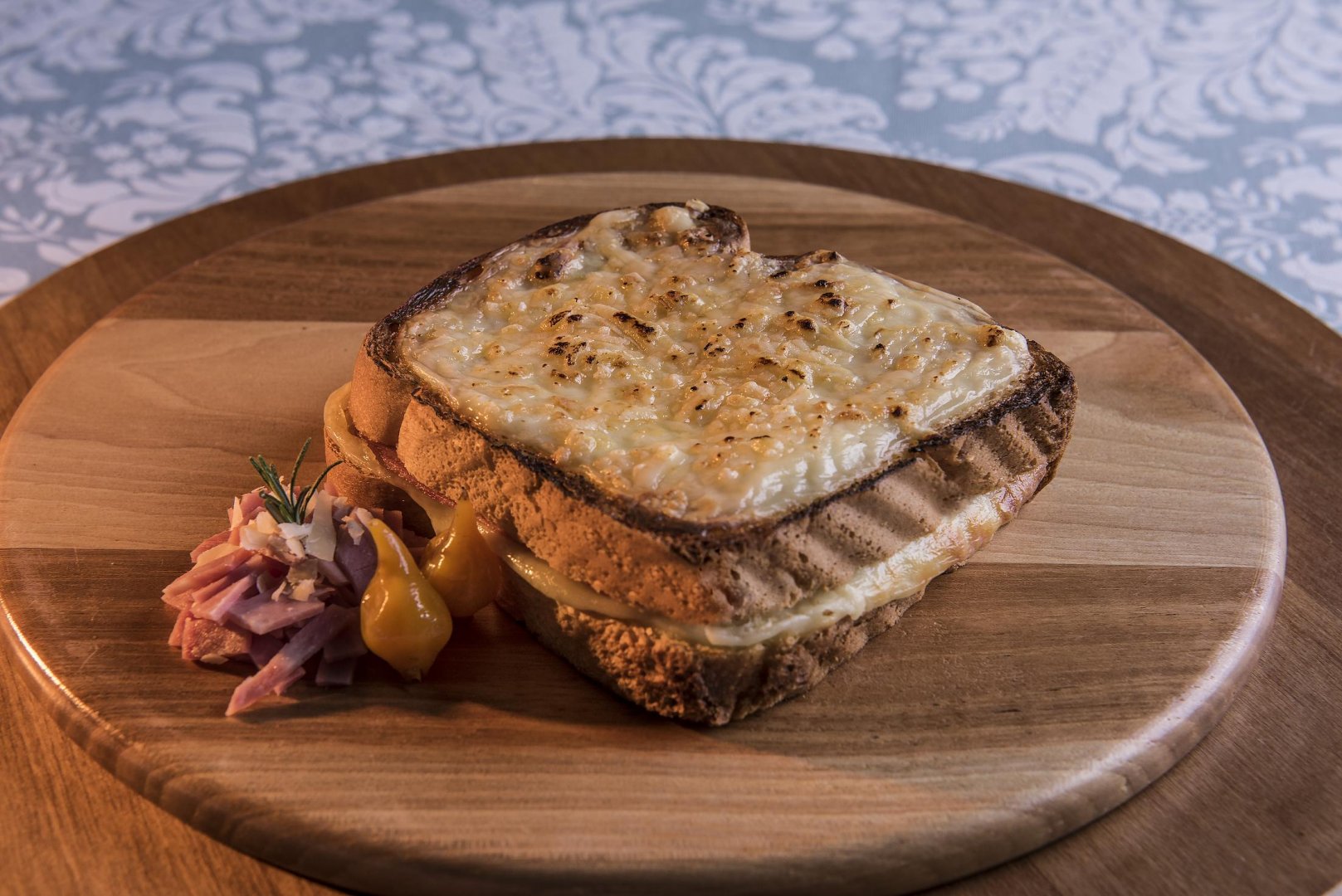 Croquete Monsieur - Sanduíche Francês Gratinado